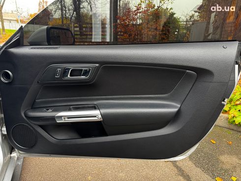 Ford Mustang 2017 серый - фото 26