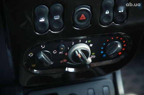 Dacia Duster 2012 - фото 15