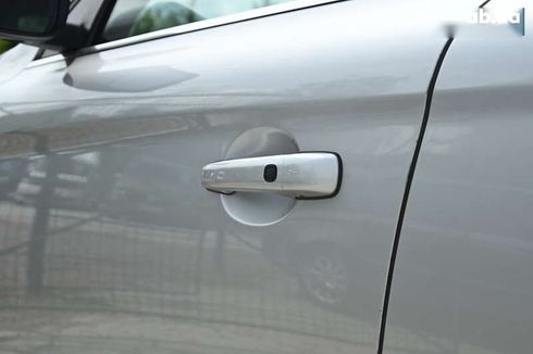 Volvo XC60 2017 - фото 12