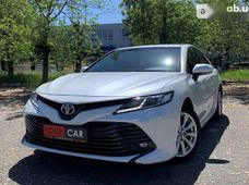 Продаж вживаних Toyota Camry в Києві - купити на Автобазарі