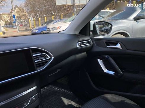 Peugeot 308 2015 - фото 21