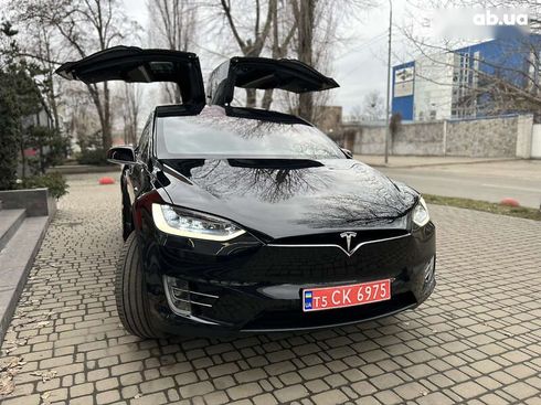 Tesla Model X 2018 - фото 14