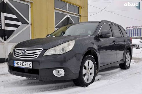 Subaru Outback 2010 - фото 2