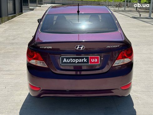 Hyundai Accent 2012 фиолетовый - фото 6