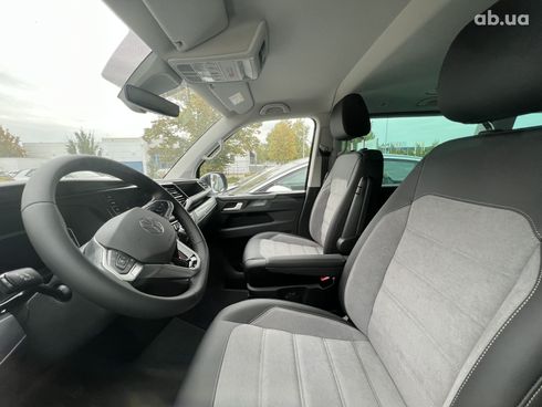 Volkswagen Multivan 2023 - фото 33