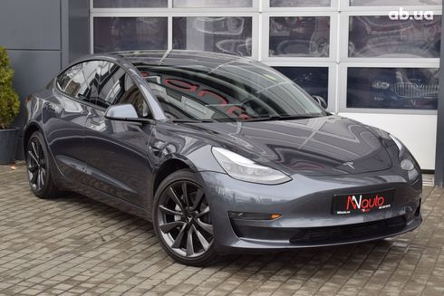Tesla Model 3 2022 серый - фото 2