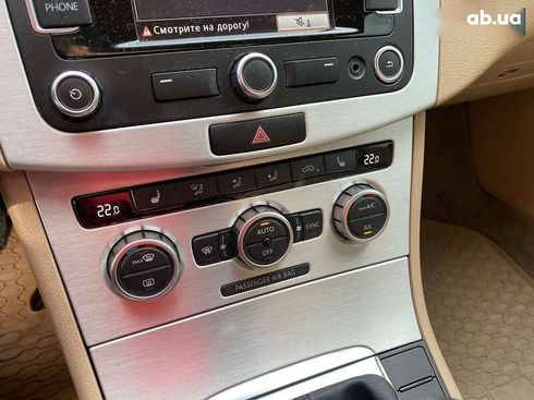 Volkswagen Passat 2013 - фото 18