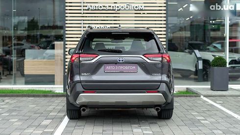 Toyota RAV4 2024 - фото 4