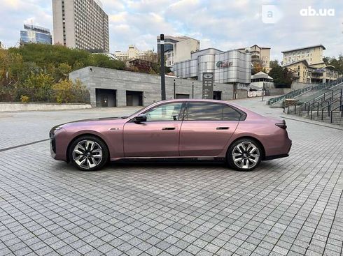 BMW i7 2023 - фото 4