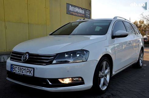 Volkswagen Passat 2011 - фото 2
