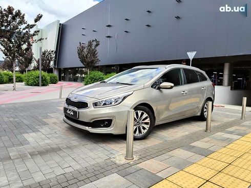 Kia Cee'd 2016 - фото 11