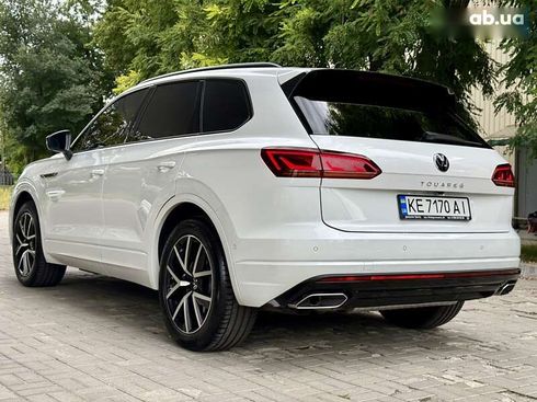 Volkswagen Touareg 2023 - фото 19