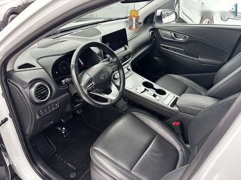 Hyundai Kona Electric 2021 - фото 18