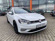 Продажа б/у Volkswagen Golf 2019 года - купить на Автобазаре