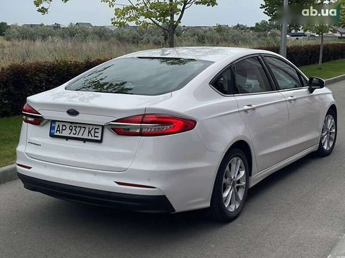Ford Fusion 2019 - фото 9