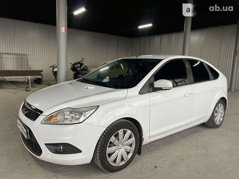 Ford Focus 2011 - фото 8