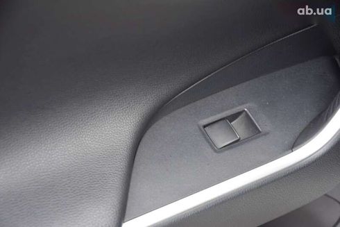 Toyota RAV4 2020 - фото 29