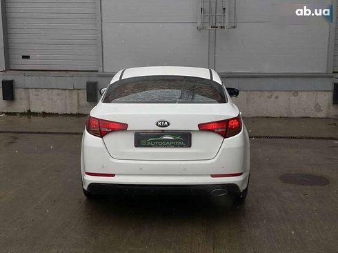 Kia K5 2013 - фото 13