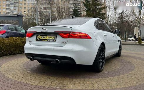 Jaguar XF 2016 - фото 7