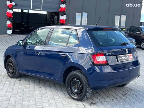 Skoda Fabia 2016 синий - фото 7