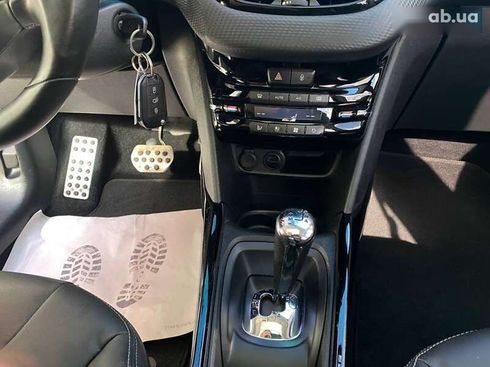 Peugeot 2008 2015 - фото 16