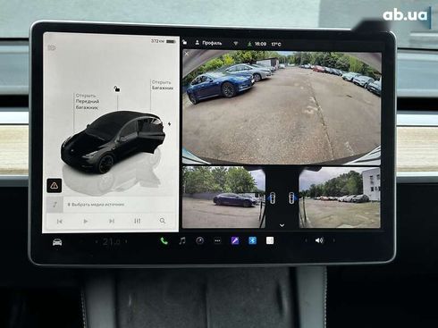 Tesla Model Y 2023 - фото 23