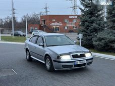 Продаж вживаних Skoda Octavia 2001 року в Дніпрі - купити на Автобазарі