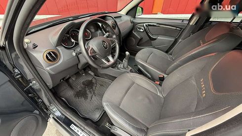 Renault Duster 2017 - фото 21