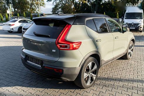 Volvo XC40 2021 - фото 8