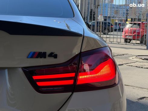 BMW M4 2014 белый - фото 11