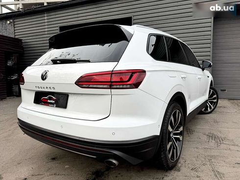 Volkswagen Touareg 2020 - фото 12