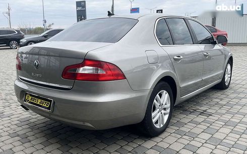 Skoda Superb 2012 - фото 7