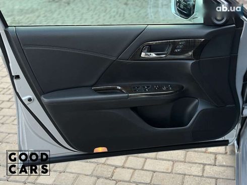 Honda Accord 2013 - фото 16