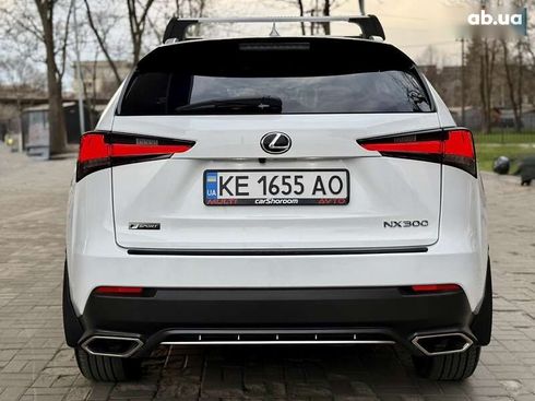 Lexus NX 2021 - фото 16