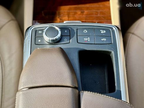 Mercedes-Benz M-Класс 2015 - фото 29
