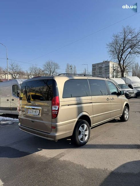 Mercedes-Benz Viano 2012 - фото 8