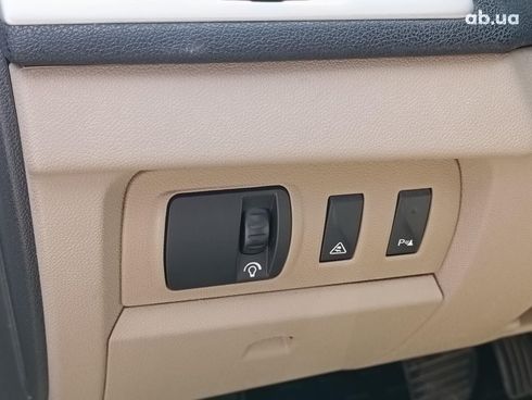 Renault Megane 2010 белый - фото 11