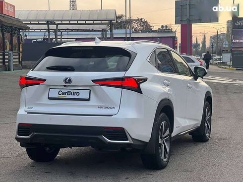 Lexus NX 2020 - фото 12