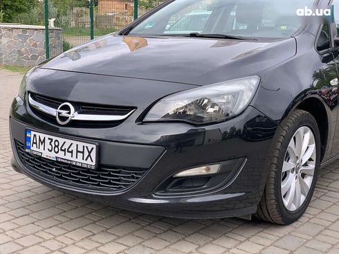 Opel Astra 2013 - фото 12