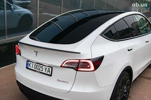 Tesla Model Y 2022 - фото 13