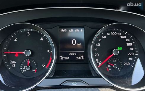 Volkswagen Passat 2017 - фото 22