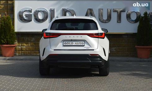 Lexus NX 2022 - фото 15