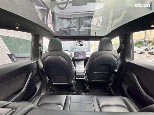Tesla Model Y 2021 - фото 9