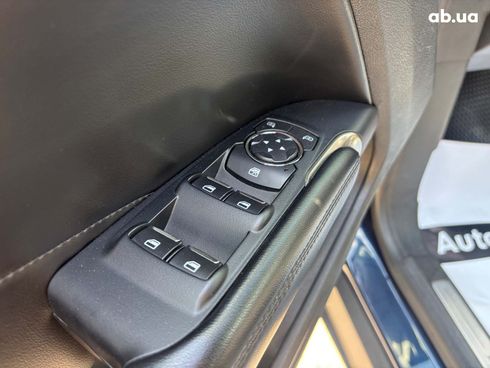 Lincoln MKC 2017 синий - фото 21