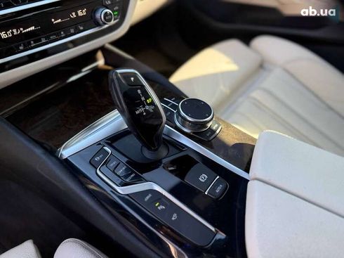 BMW 5 серия 2018 - фото 29