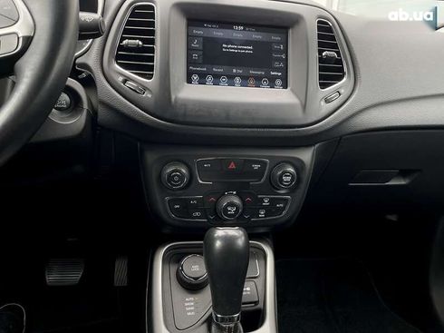 Jeep Compass 2019 - фото 19