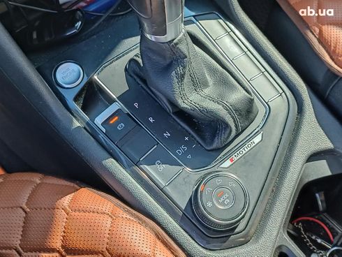 Volkswagen Tiguan 2018 белый - фото 30