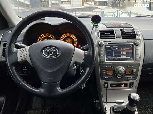 Toyota Corolla 2008 - фото 19