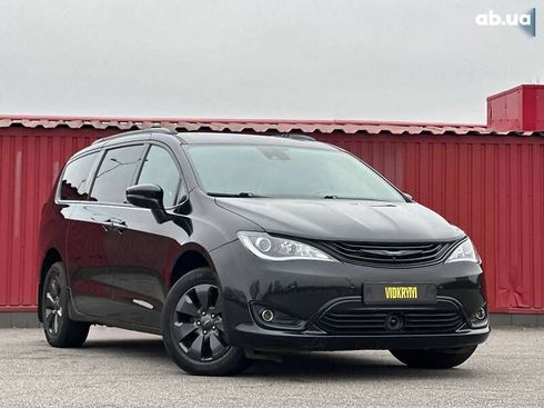 Chrysler Pacifica 2019 - фото 8