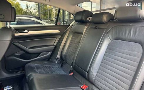 Volkswagen Passat 2016 - фото 23